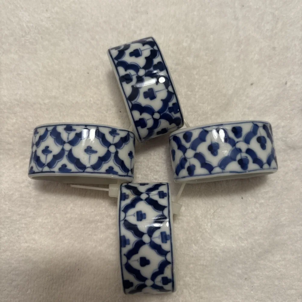 VTG Blue and White Hand Painted Ceramic Napkin Rings, Set of 4 Made In Thailand